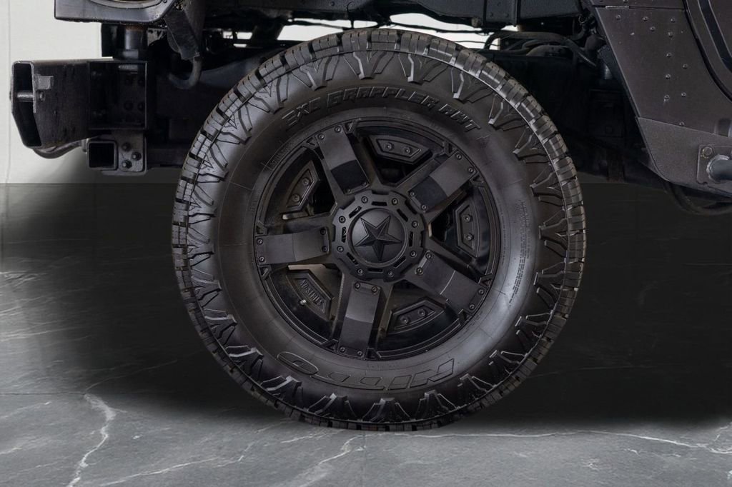 Used 1996 HUMMER H1 Hard Top image 13