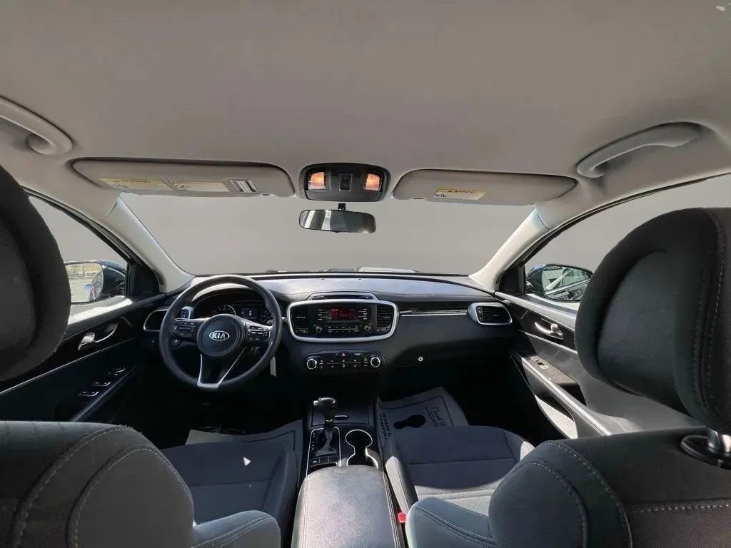 Used 2016 Kia Sorento L FWD image 14