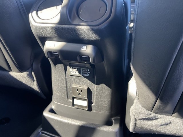 Used 2023 Jeep Wrangler Unlimited Sahara w/ Cold Weather Group image 31