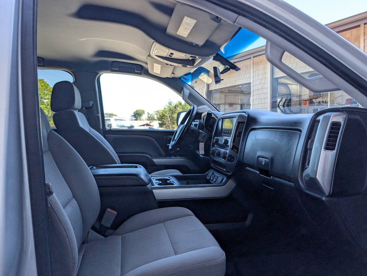 Used 2015 Chevrolet Silverado 2500 LT w/ Z71 Package, Off-Road image 20