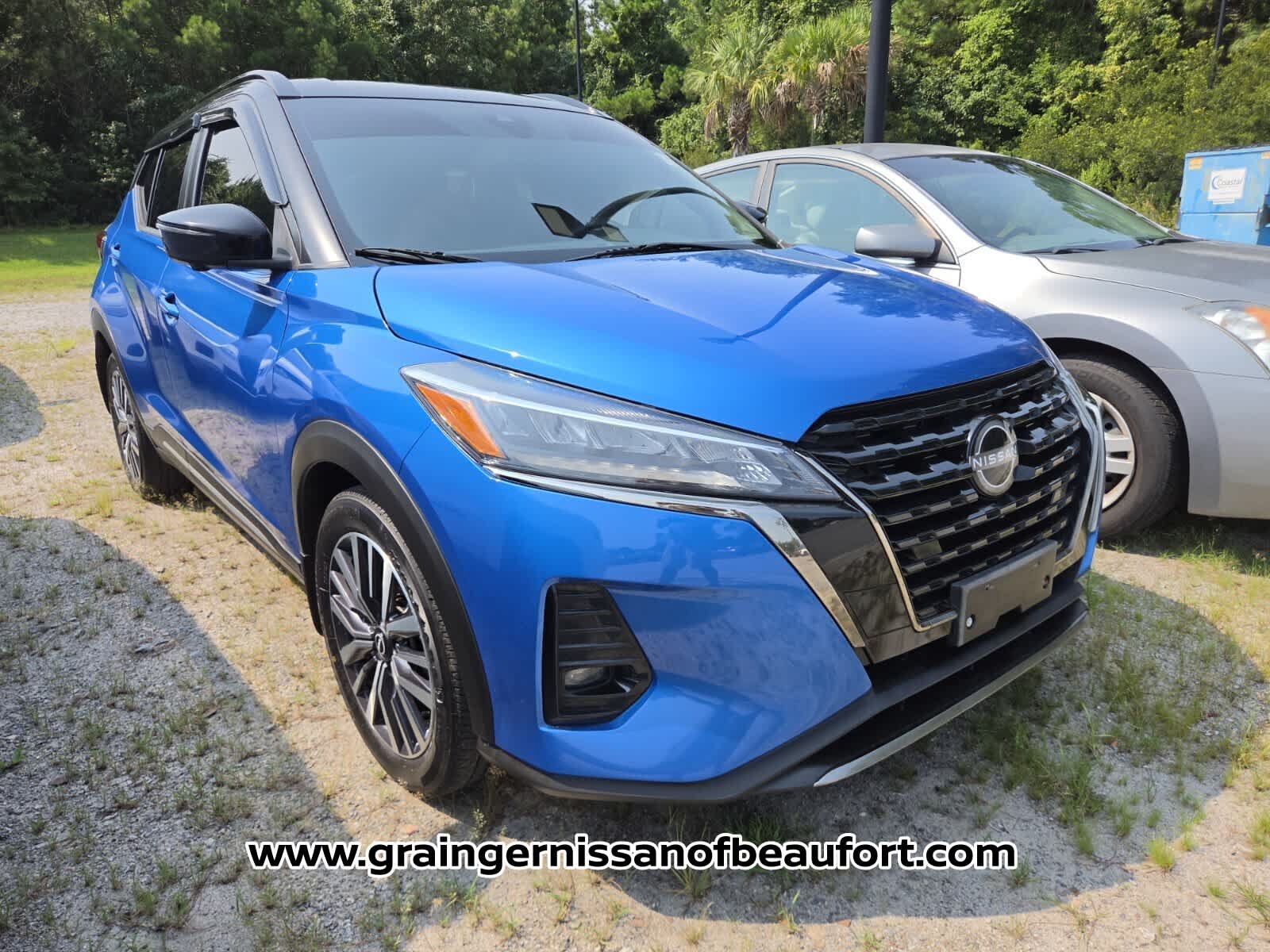 Used 2023 Nissan Kicks SR w/ SR Premium Package FWD image 5