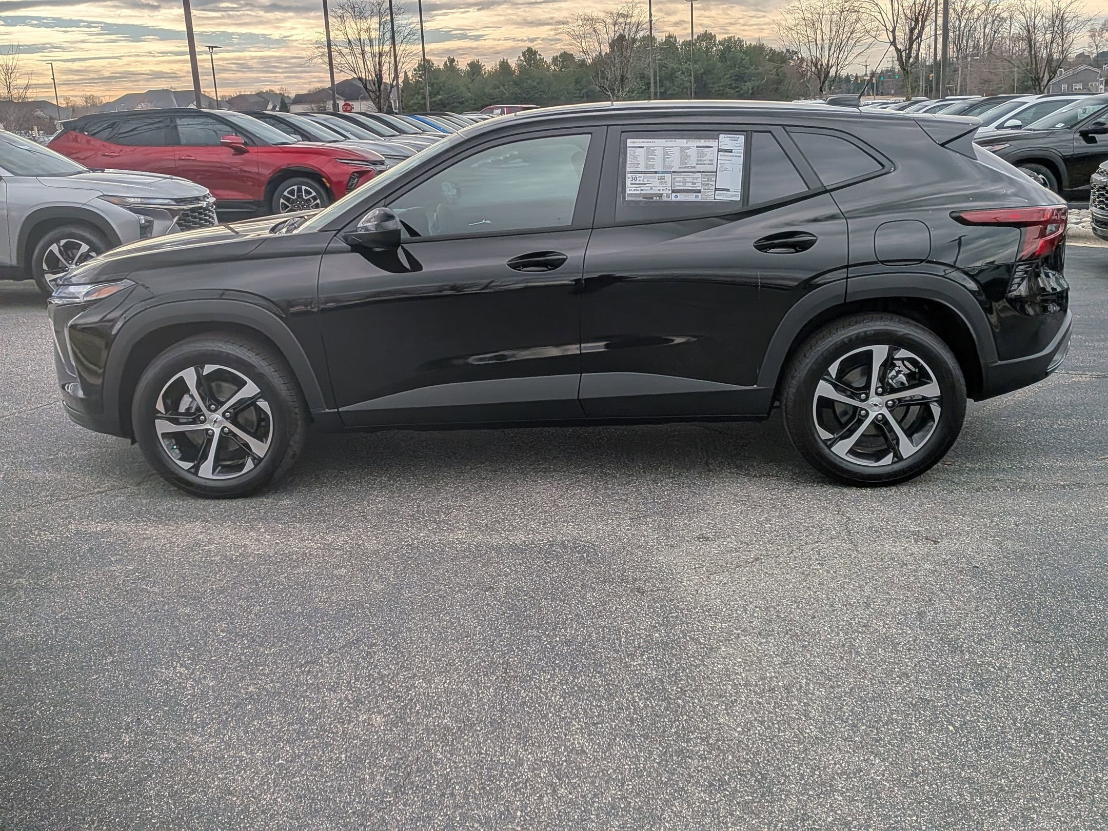 New 2026 Chevrolet Trax RS w/ Sunroof Package image 5