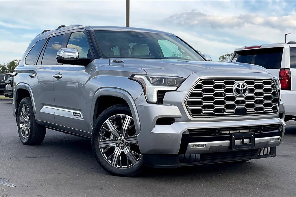 Used 2024 Toyota Sequoia Capstone image 33