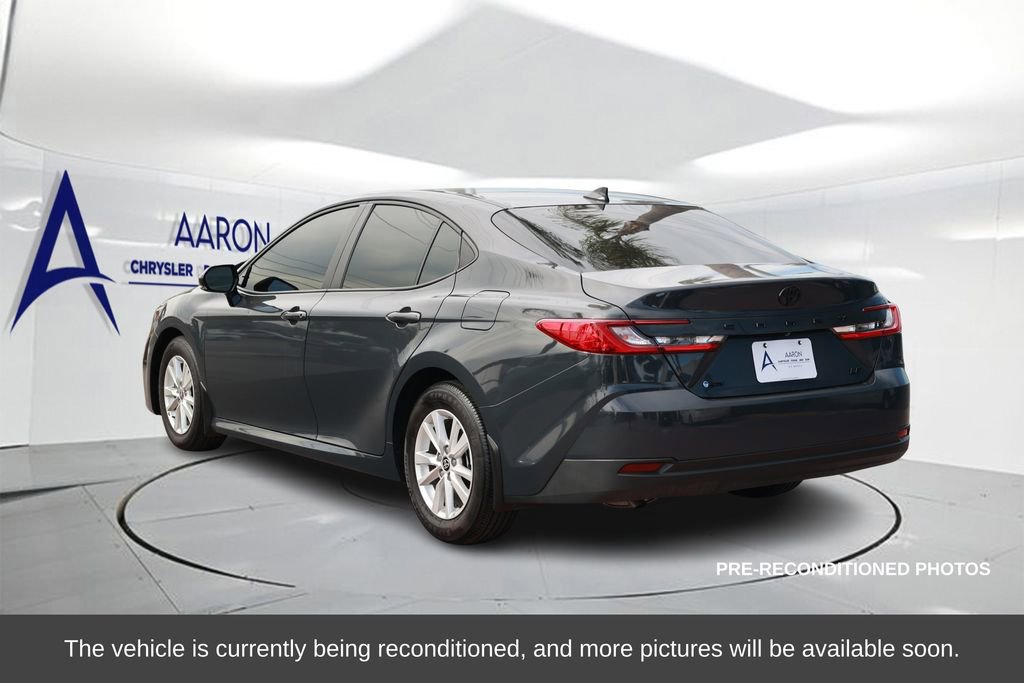 Used 2025 Toyota Camry LE w/ Convenience Package image 2
