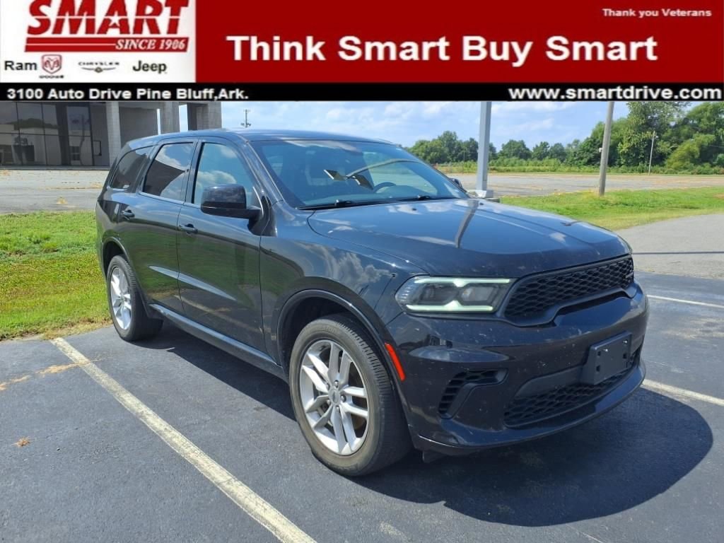 Used 2023 Dodge Durango GT image 1