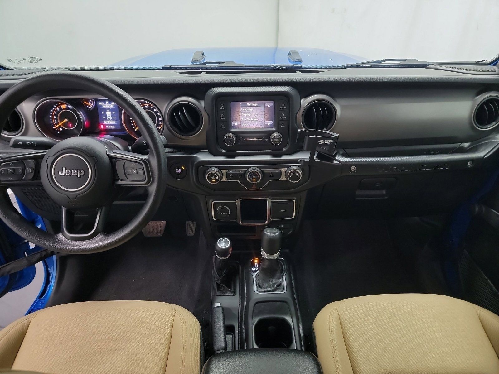 Used 2021 Jeep Wrangler Sport image 15