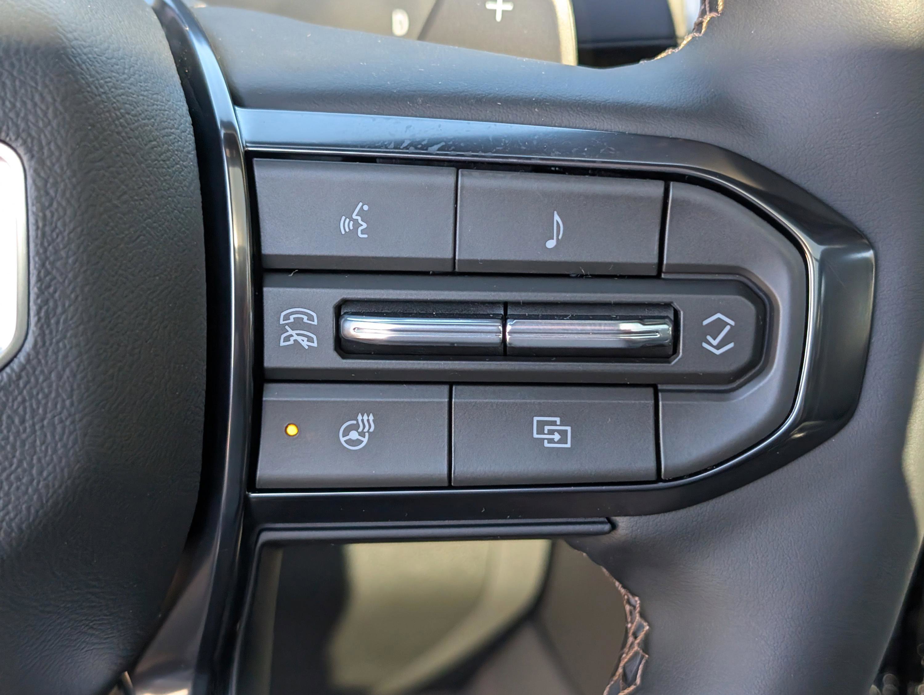New 2026 GMC Yukon XL AT4 w/ AT4 Premium Plus Package image 22