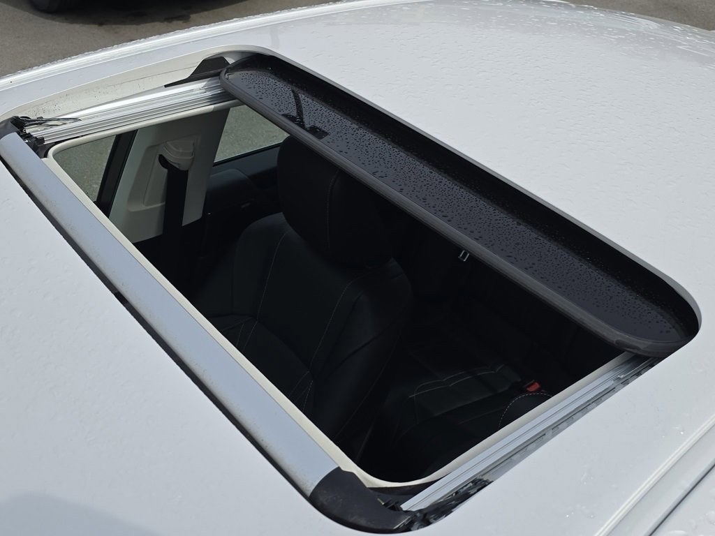 Certified 2024 Lexus ES 300h w/ Accessory Package (Z1) image 9