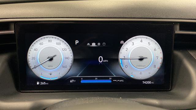 Used 2023 Hyundai Tucson SEL w/ Convenience Package FWD image 17