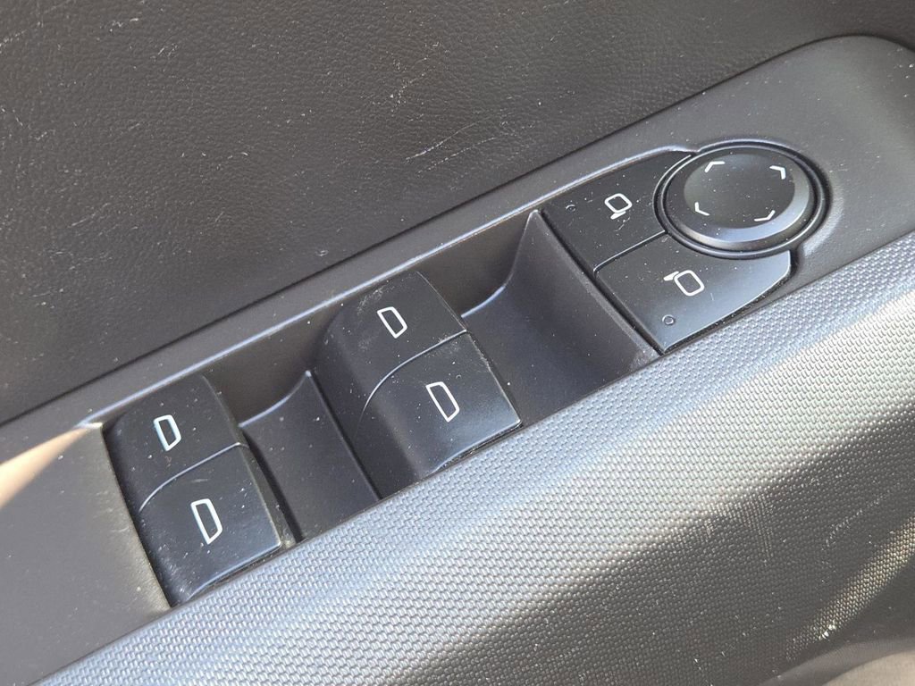 Used 2023 Chevrolet Colorado W/T image 22