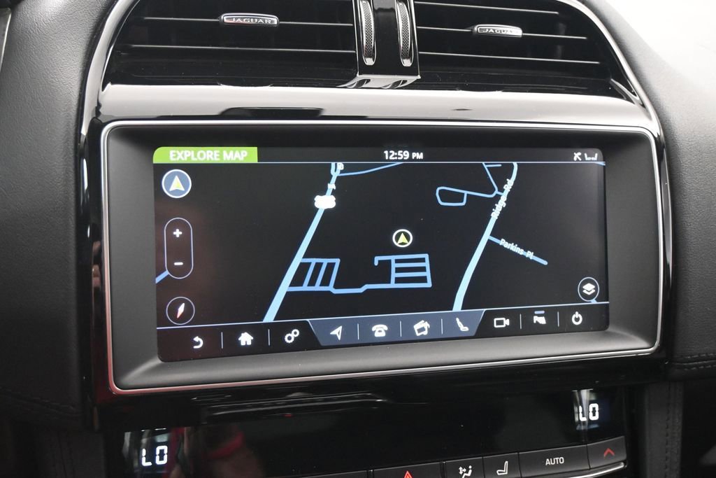 Used 2020 Jaguar F-PACE Prestige AWD/4WD image 16