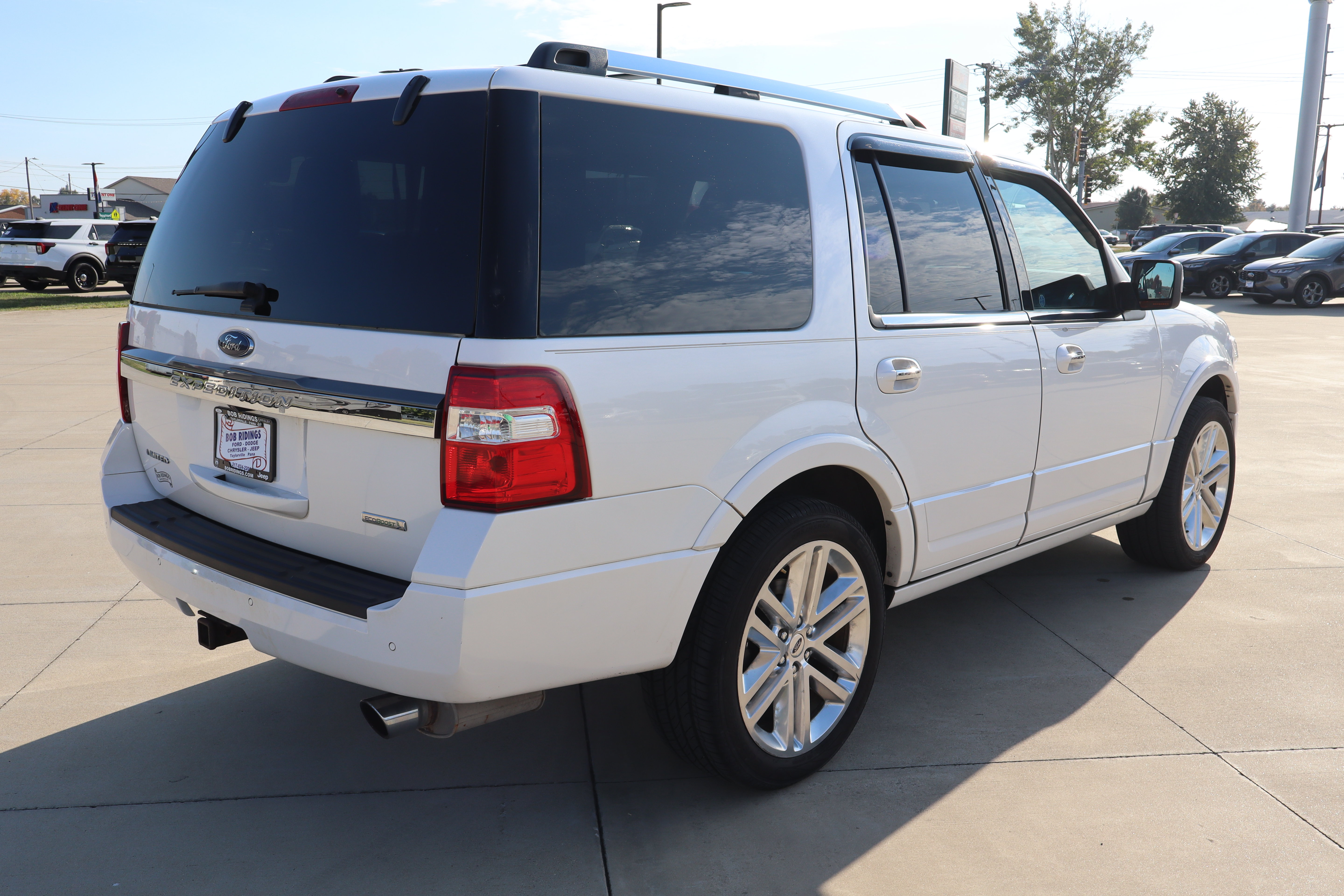 Certified 2017 Ford Expedition Limited w/ Equipment Group 301A AWD/4WD image 6