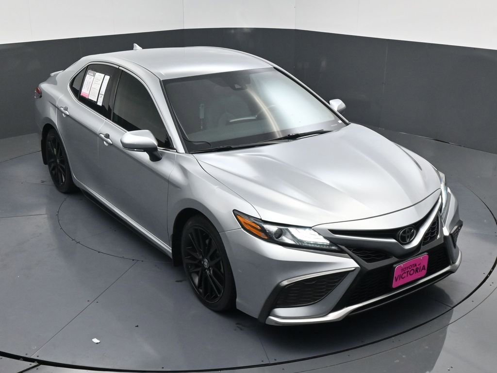 Used 2021 Toyota Camry XSE image 19