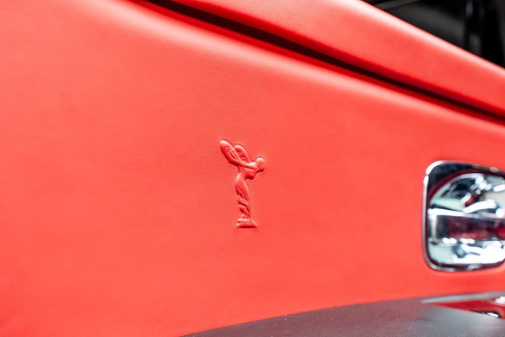 Used 2019 Rolls-Royce Cullinan AWD/4WD image 28