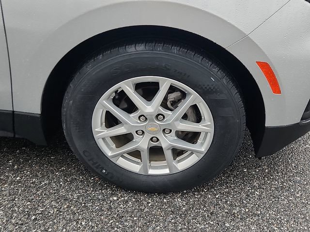 Used 2022 Chevrolet Equinox LS w/ LS Convenience Package image 8