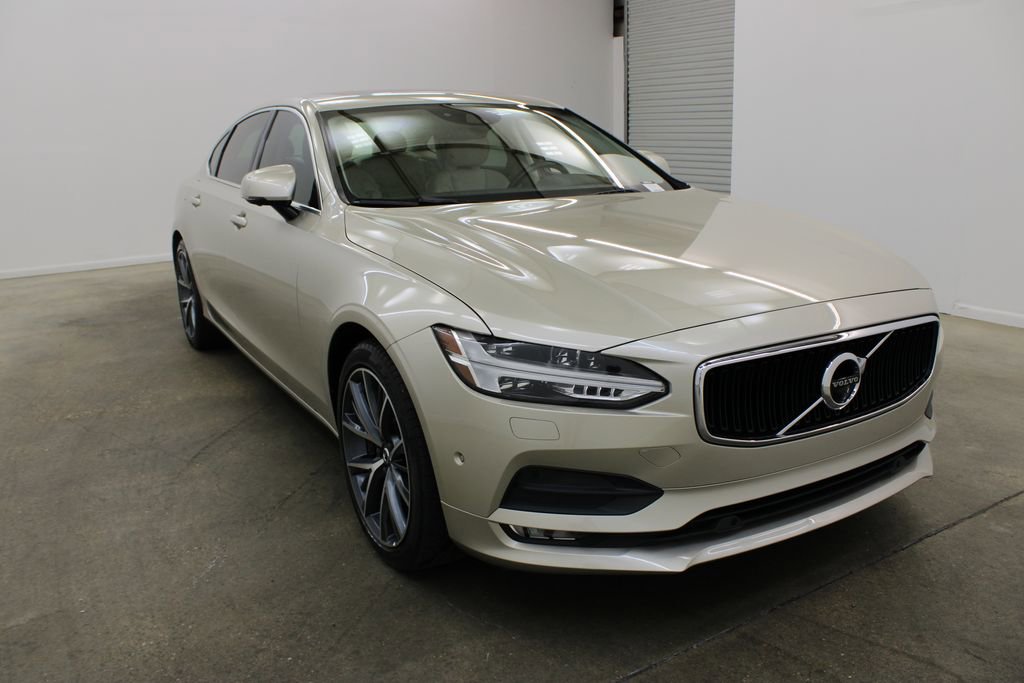 Used 2018 Volvo S90 T5 Momentum w/ Convenience Package image 6
