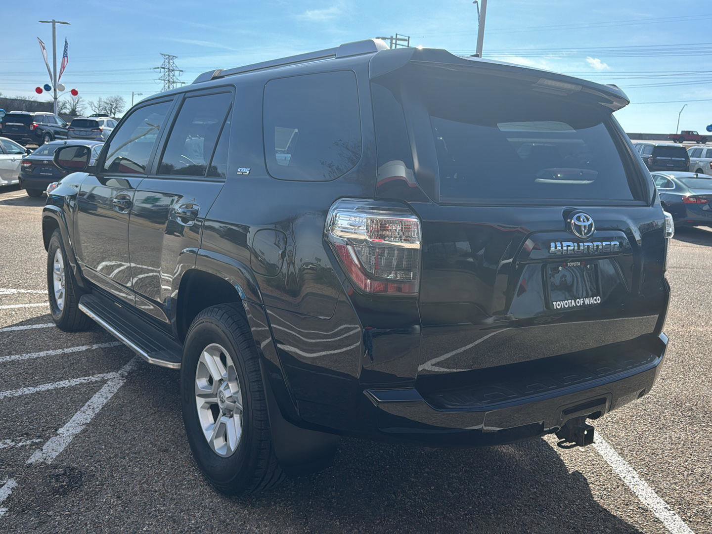 Used 2018 Toyota 4Runner SR5 image 5