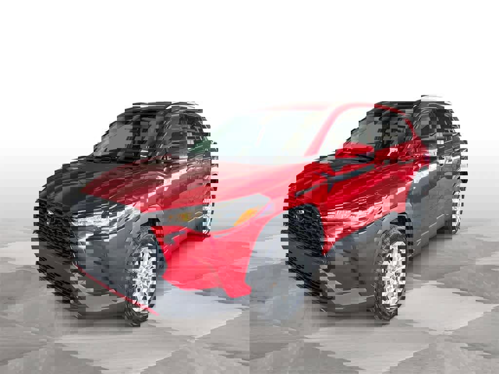 Used 2022 Toyota Corolla Cross LE image 4