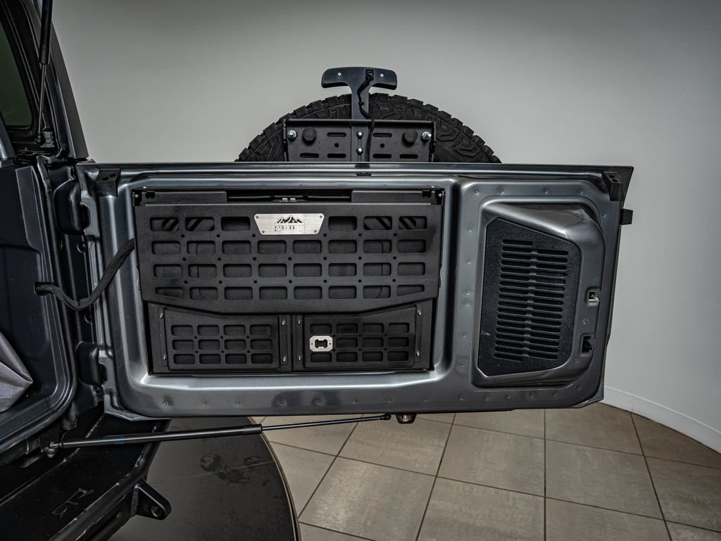 Used 2022 Ford Bronco 2-Door w/ Sasquatch Package AWD/4WD image 40