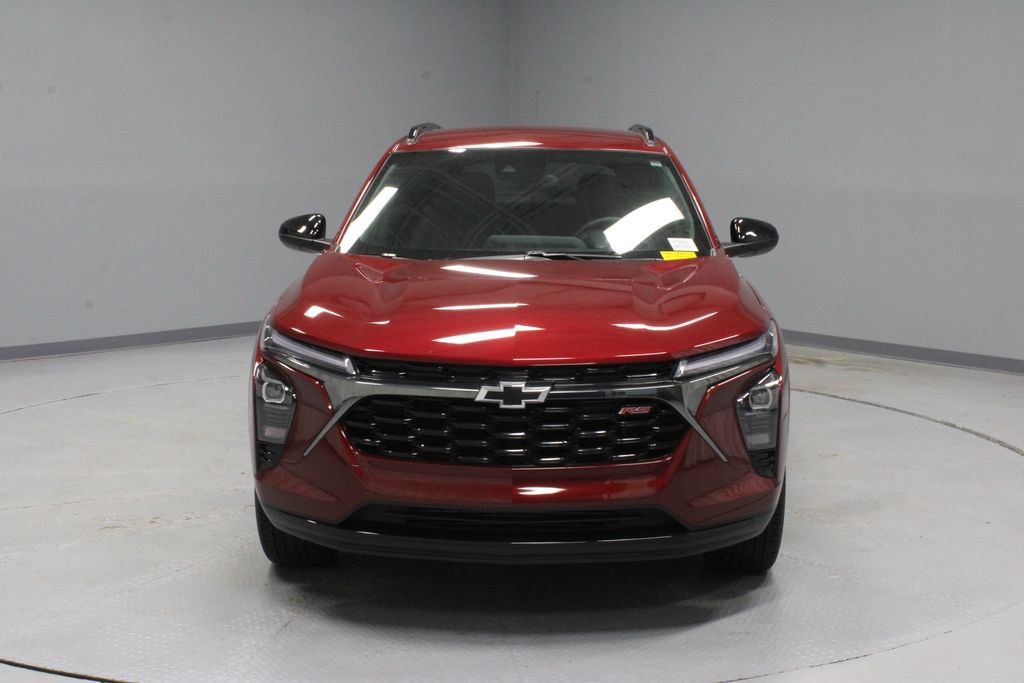 Used 2025 Chevrolet Trax RS w/ Driver Confidence Package FWD image 5