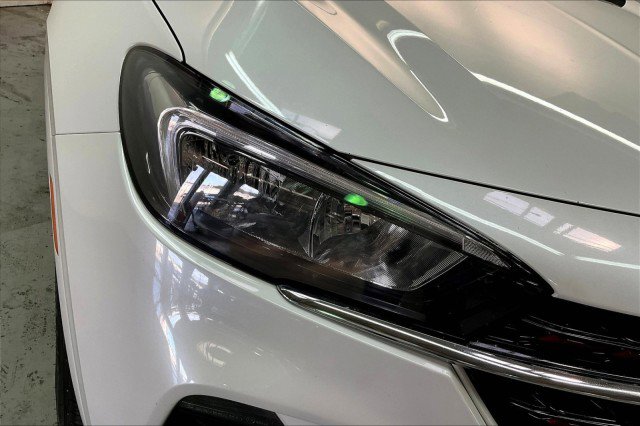 Used 2023 Buick Encore GX Select w/ Sport Touring Package image 27