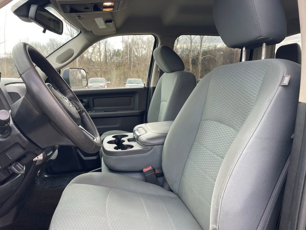 Used 2016 RAM 2500 Tradesman w/ Chrome Appearance Group image 2