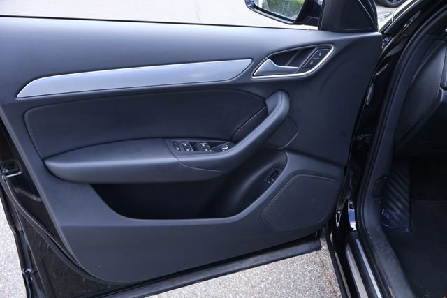 Used 2018 Audi Q3 2.0T Premium w/ Convenience Package image 12