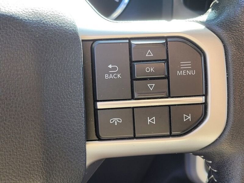 Used 2024 Ford Expedition XLT image 25