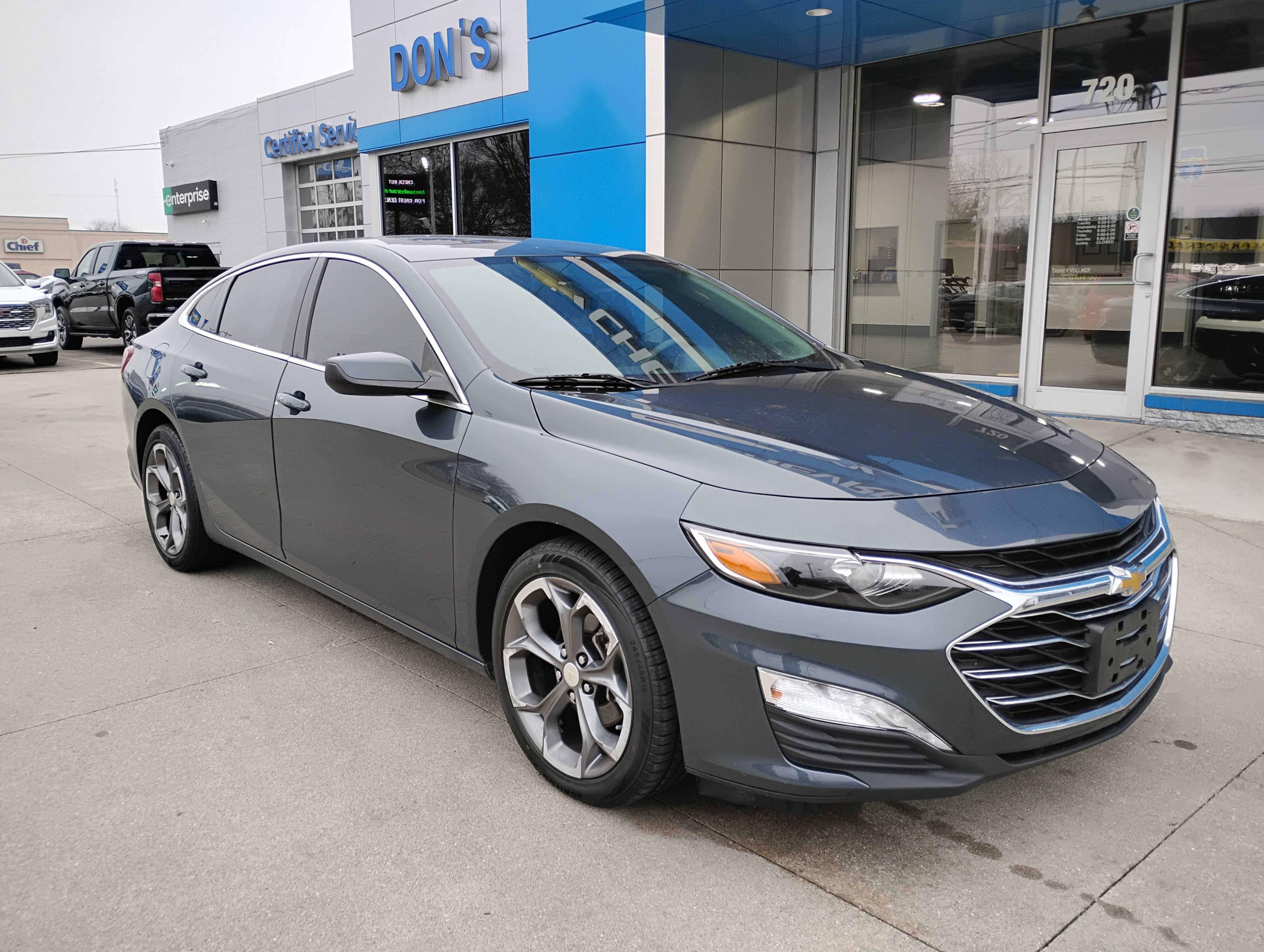 Used 2020 Chevrolet Malibu LT image 3