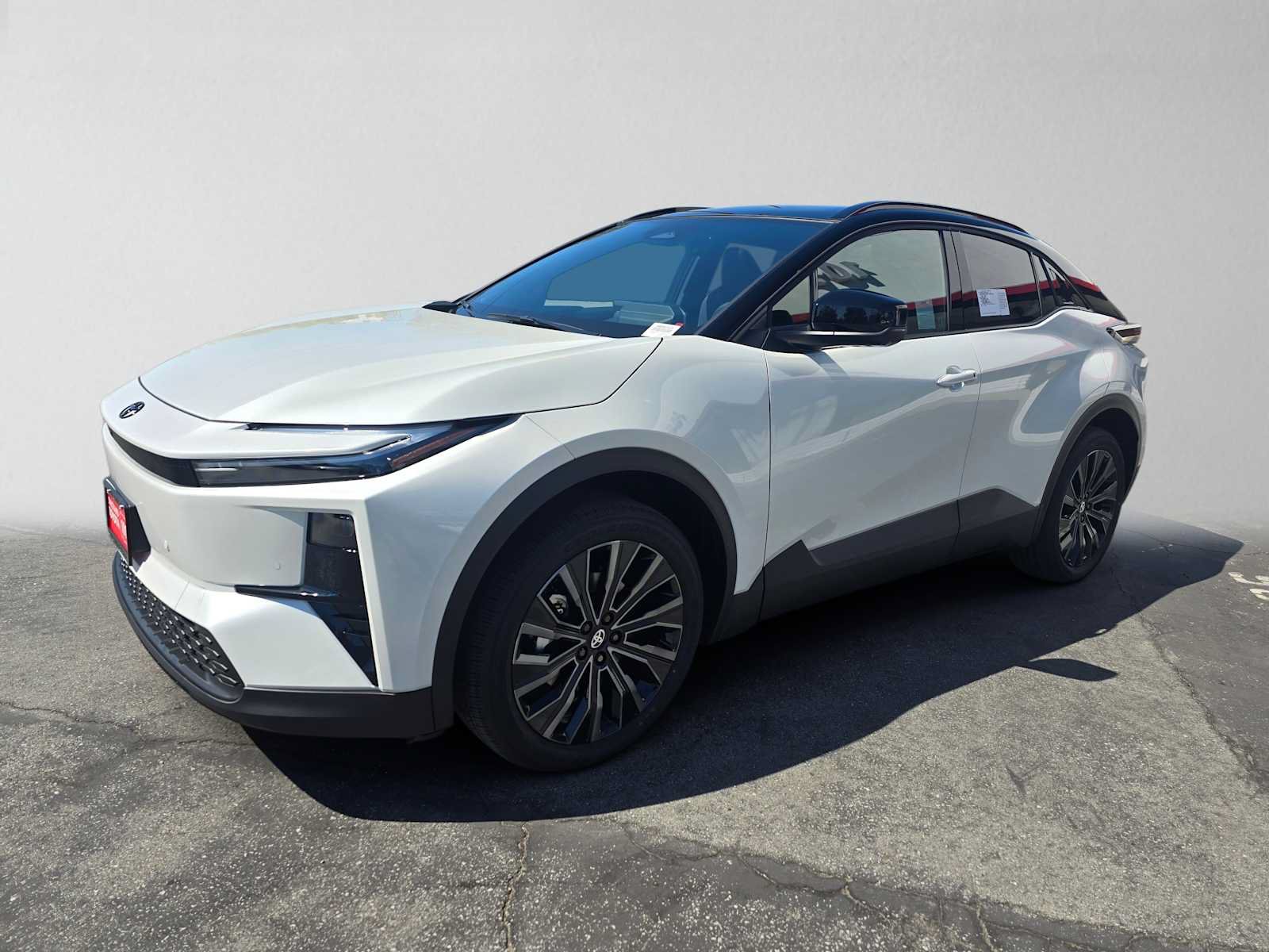 New 2027 Toyota C-HR w/ ALL Weather Mat Package (TMS) AWD/4WD image 7