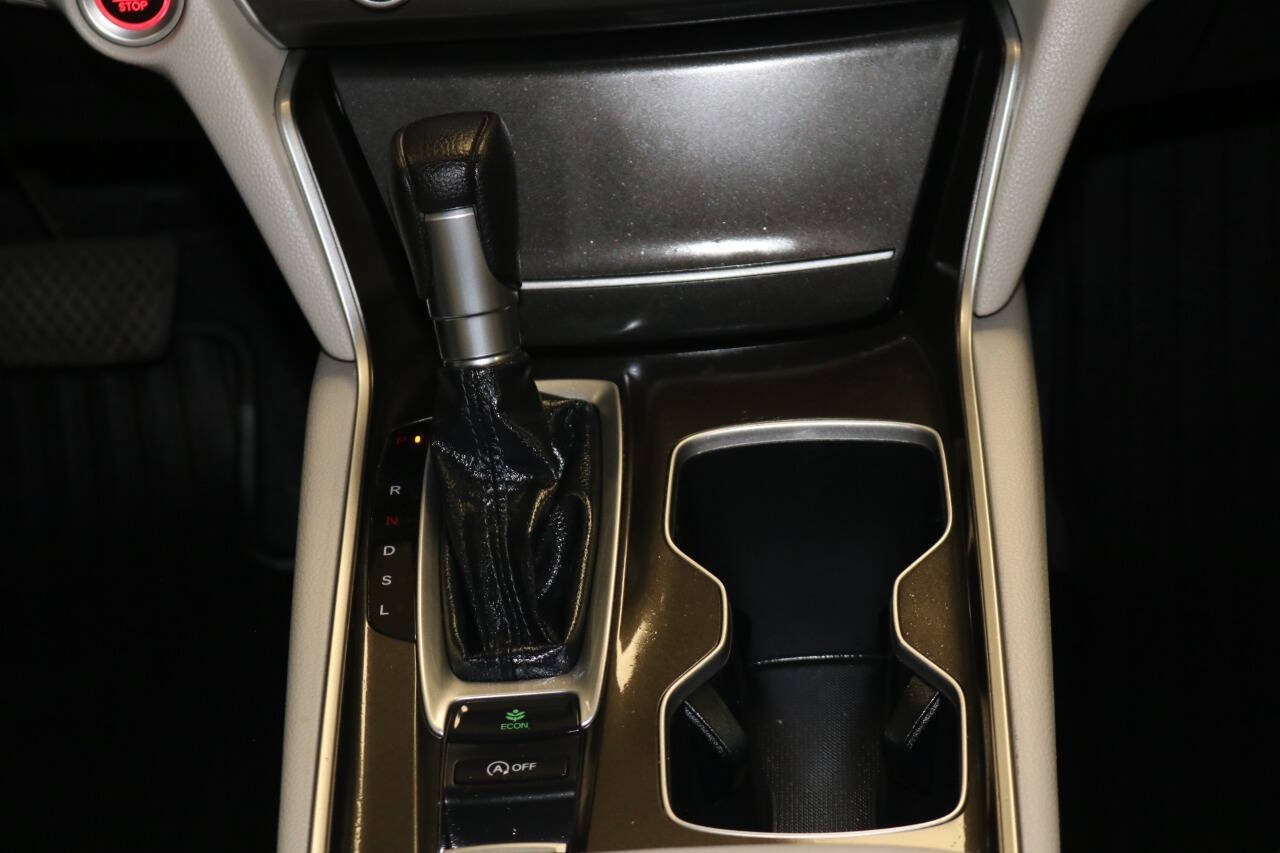 Used 2022 Honda Accord LX image 45
