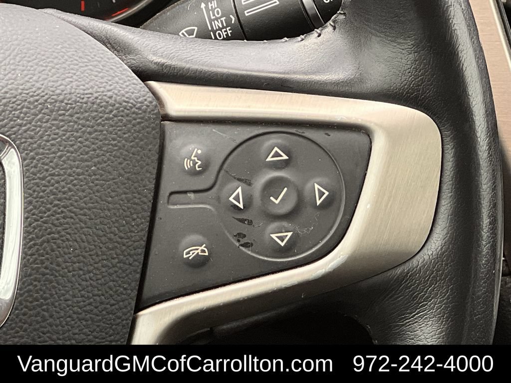 Used 2021 GMC Acadia Denali w/ Denali Technology Package FWD image 16