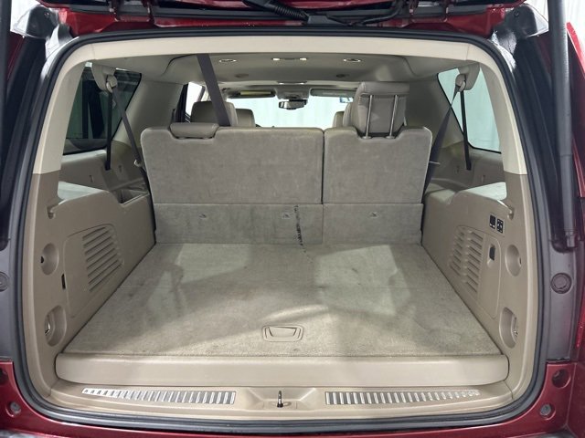 Used 2017 Chevrolet Suburban LT w/ LT Signature Package image 10