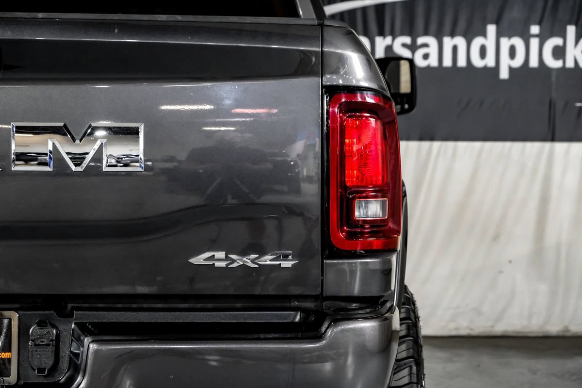 Used 2025 RAM 2500 Big Horn AWD/4WD image 42