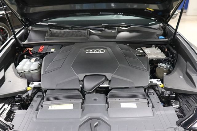 Used 2021 Audi Q8 Premium Plus w/ Premium Plus Package image 34