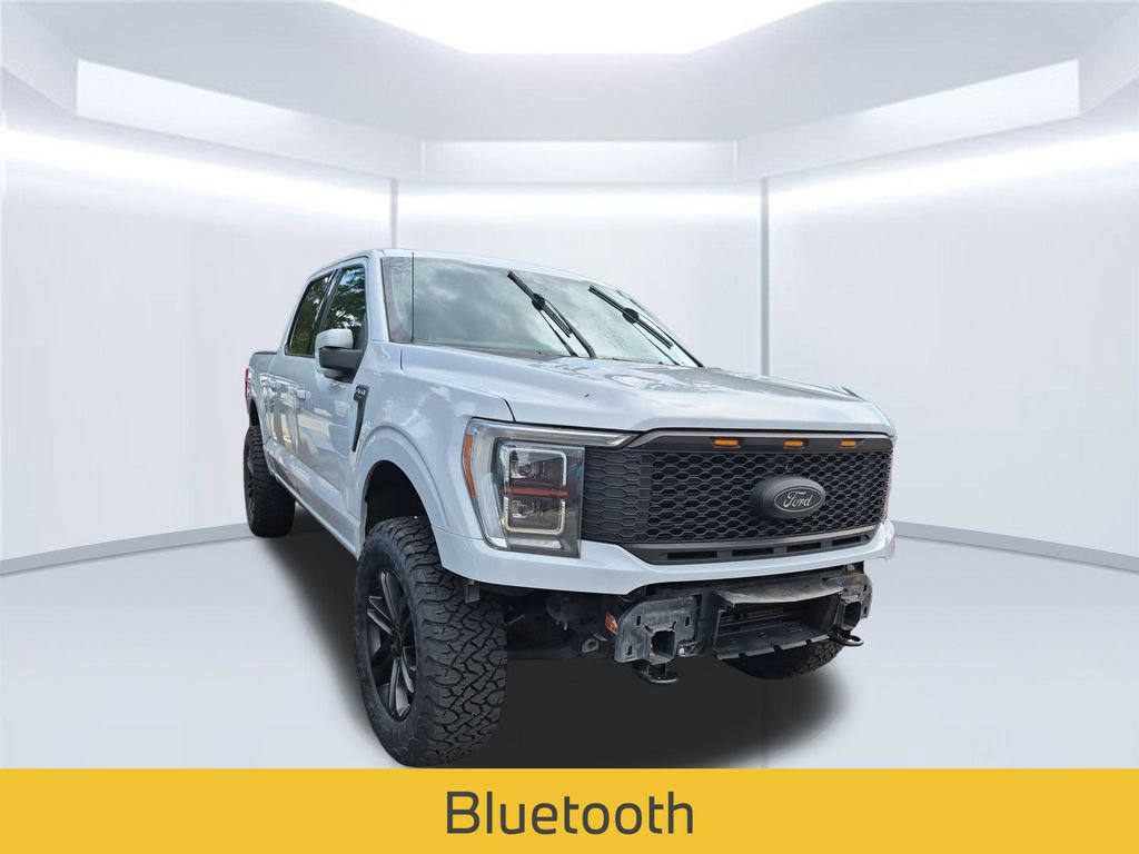 Used 2021 Ford F150 Lariat w/ Equipment Group 502A High AWD/4WD image 3