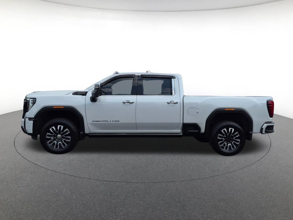 Used 2025 GMC Sierra 2500 Denali Ultimate w/ LPO, GMC Protection Package AWD/4WD image 8