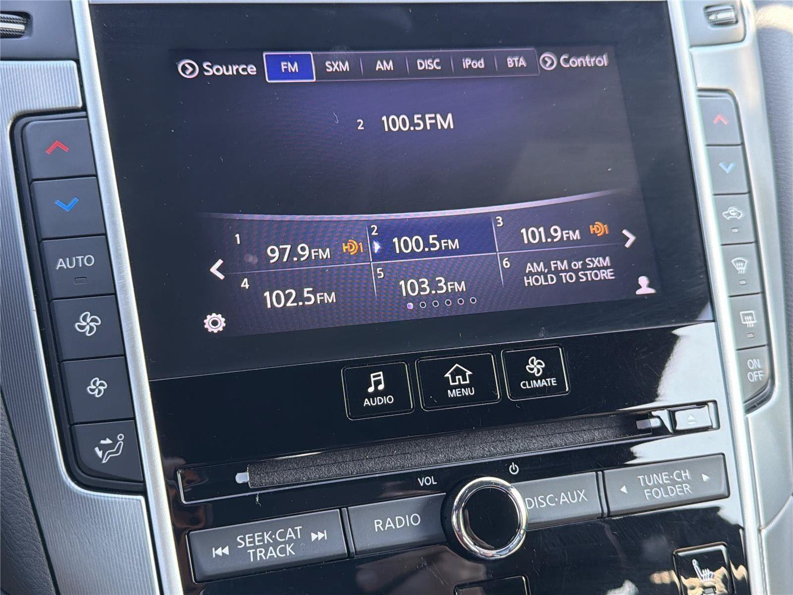 Used 2019 INFINITI Q60 3.0t Luxe w/ Essential Package AWD/4WD image 12