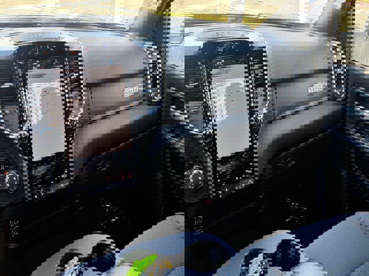 Used 2024 RAM 2500 Big Horn w/ Safety Group image 17