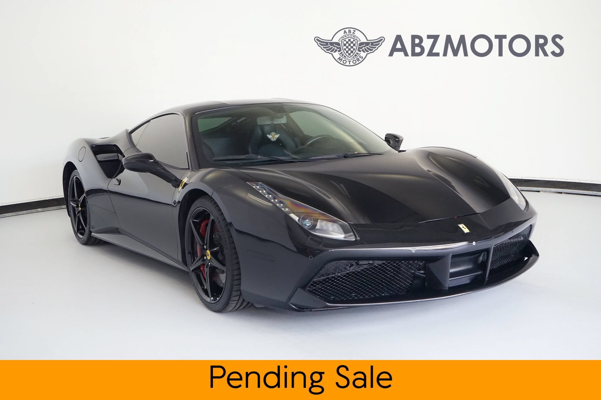 Used 2017 Ferrari 488 GTB RWD image 1