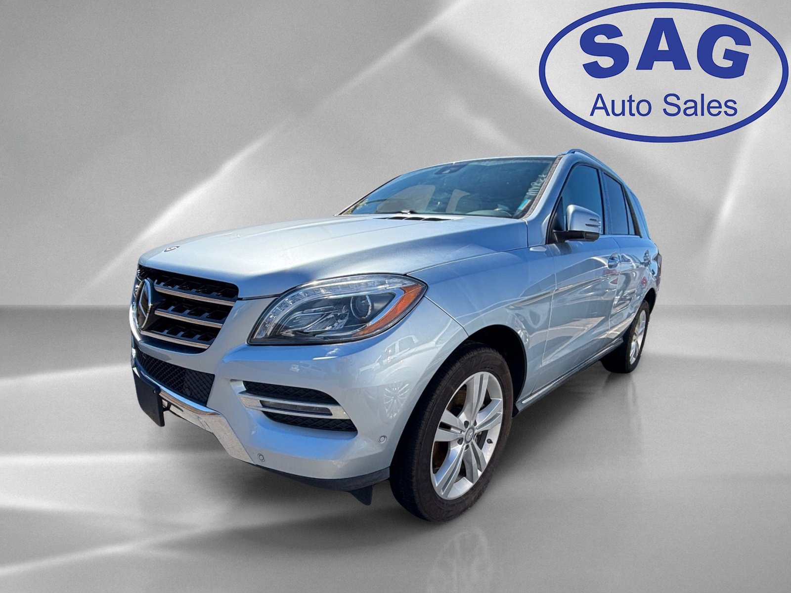 Used 2014 Mercedes-Benz ML 350 BlueTEC 4MATIC image 5