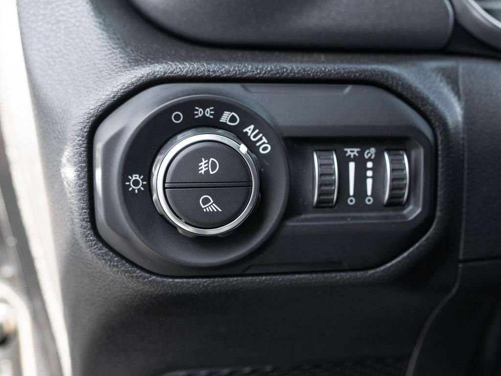 Used 2021 Jeep Gladiator Mojave AWD/4WD image 22