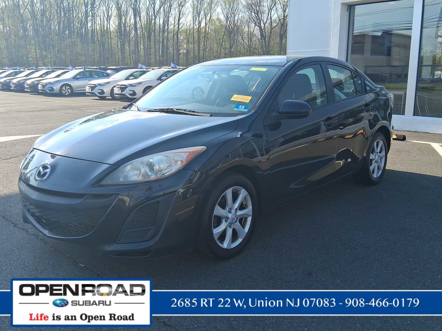 Used 2011 MAZDA MAZDA3 i Touring image 3