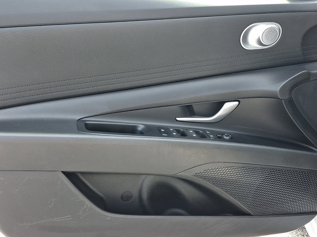 Certified 2024 Hyundai Elantra SEL FWD image 12