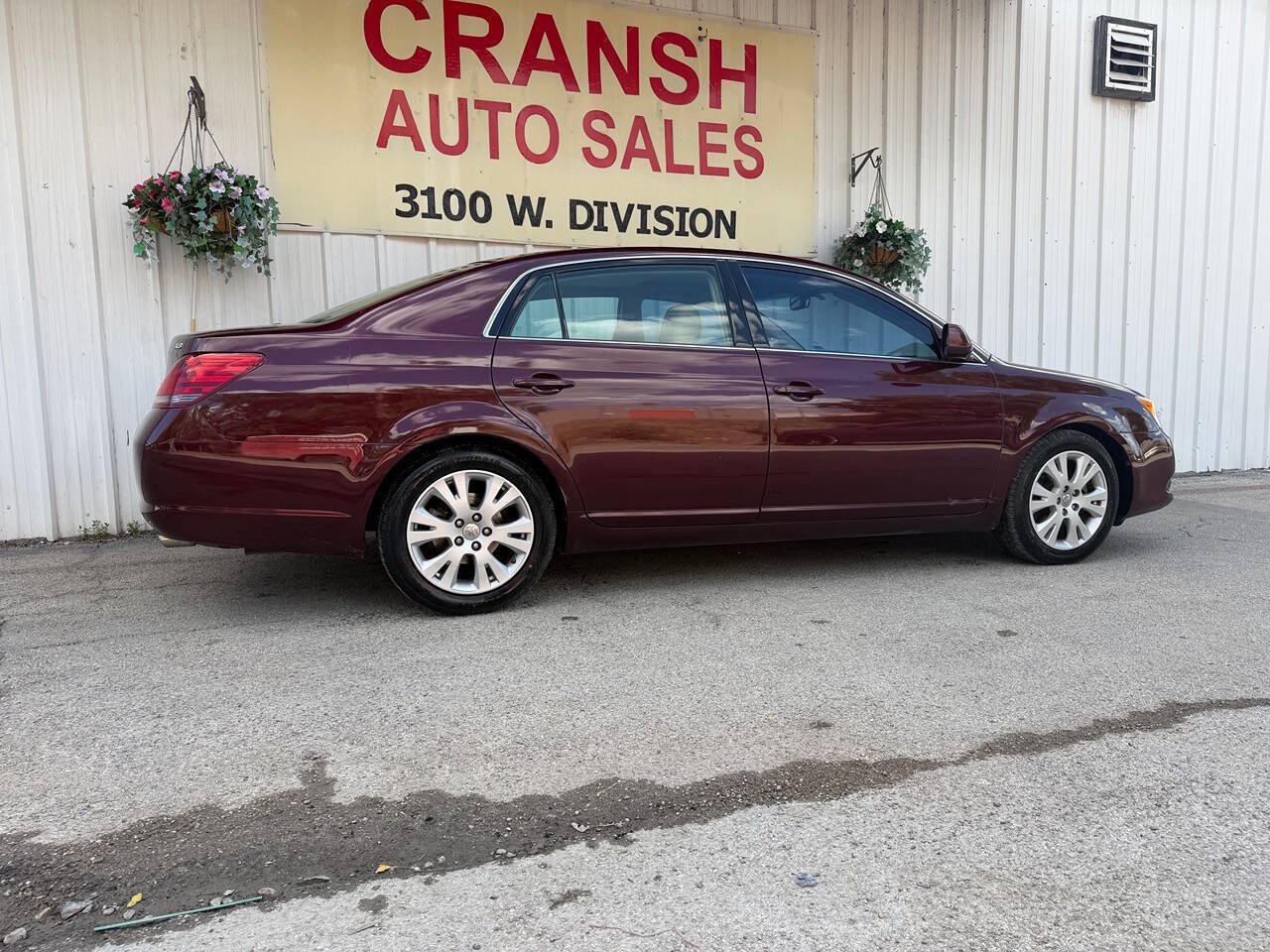 Used 2008 Toyota Avalon XLS FWD image 3
