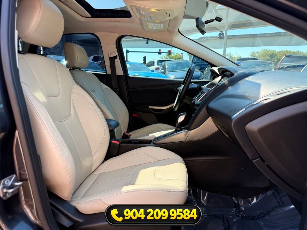 Used 2017 Ford Focus Titanium image 35
