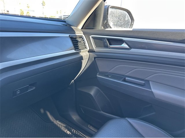 Used 2021 Volkswagen Atlas SEL R-Line image 7