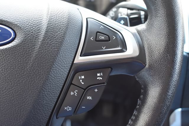 Used 2019 Ford Edge SEL w/ Equipment Group 201A AWD/4WD image 22