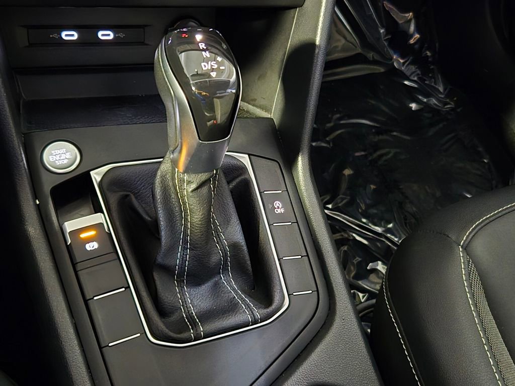 Certified 2022 Volkswagen Taos SE w/ Panoramic Sunroof Package image 23