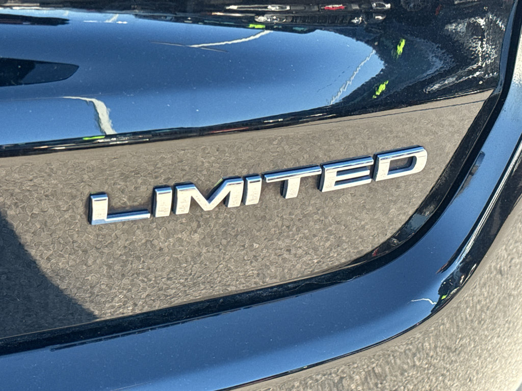 Used 2023 Jeep Compass Limited image 8